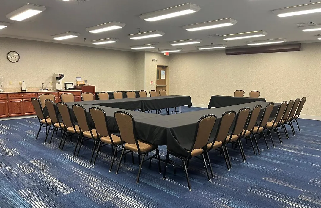 Holiday Inn Express Hotel & Suites Sioux Falls At Empire Mall By Ihg-1